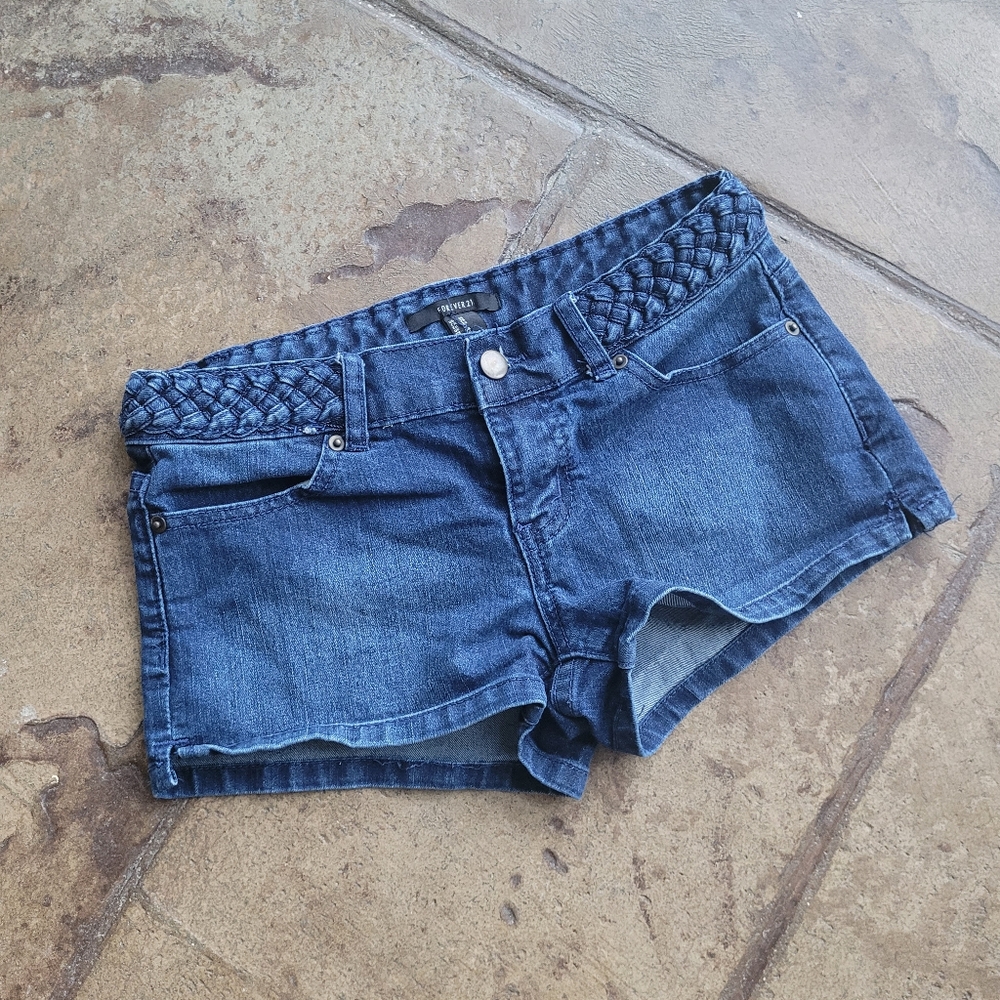 Forever 21 Women's Stretch Denim Mid Rise Shorts sz 25 ( 29"x2" )